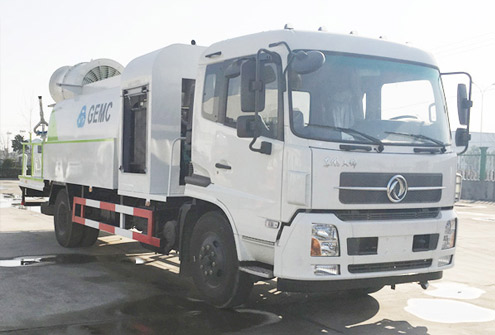 國(guó)五東風(fēng)天錦多功能抑塵車