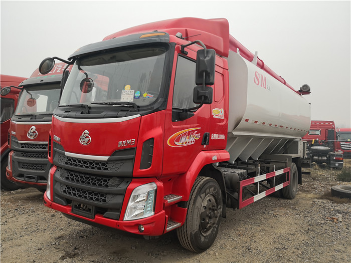 東風(fēng)圓罐28方散裝飼料運(yùn)輸車(chē)