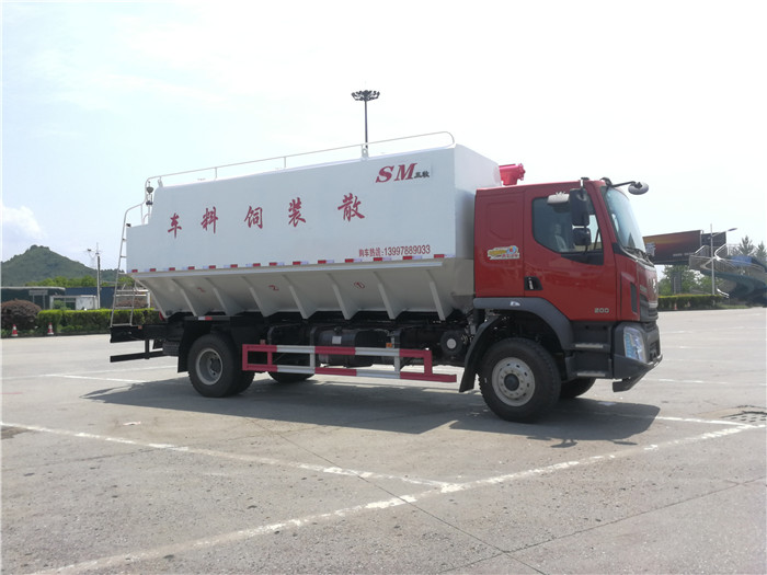 24方柳汽乘龍散裝飼料運(yùn)輸車(chē)