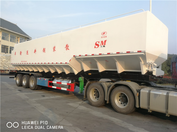56方半掛式散裝飼料運輸車